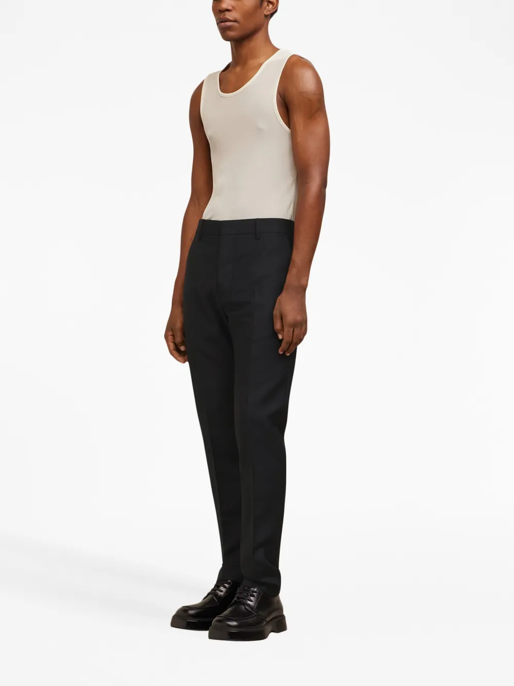 AMI Paris Broek met geplooid detail Zwart