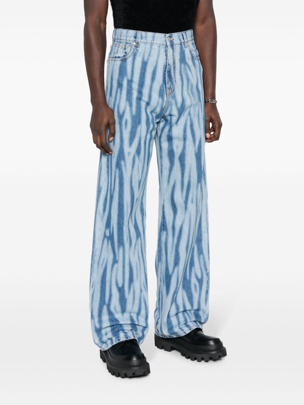 Shop John Richmond Abstract-print Wide-leg Jeans In Blau
