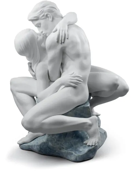 Lladró Couple Kissing Passionately Skulptur