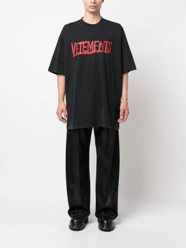 VETEMENTS World Tour short-sleeve T-shirt - Farfetch