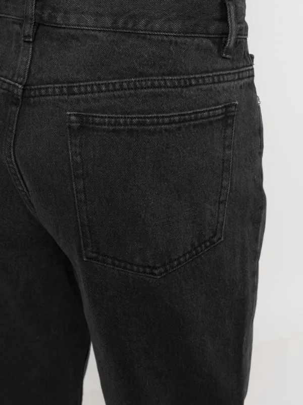 Martin jeans | High-rise, wide taper leg. 90s inspired