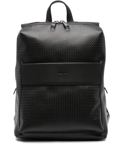 Calvin Klein Minimalism logo-plaque backpack