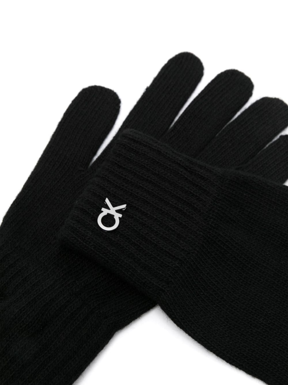 Shop Calvin Klein Logo-plaque Ribbed Gloves In Black