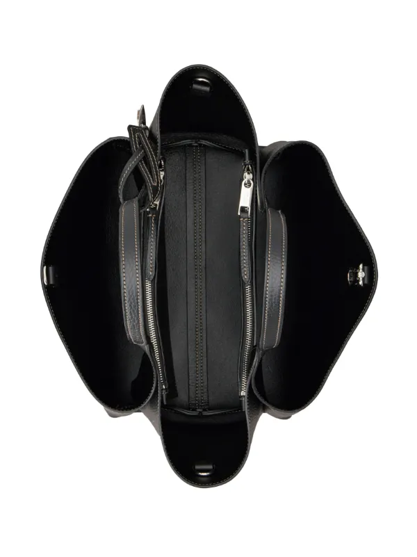 お手軽価格で贈りやすい Tod's レザー ショルダーバッグ | ブラック | FARFETCH JP バッグ