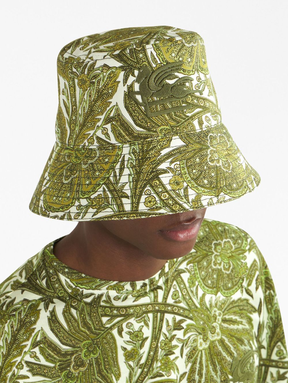 Shop Etro Cappello Logo-embroidered Bucket Hat In Green