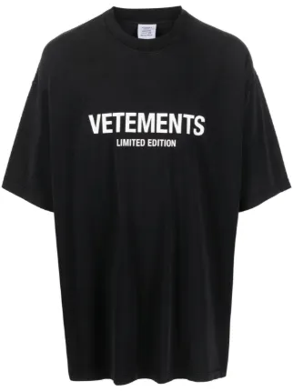 VETEMENTS