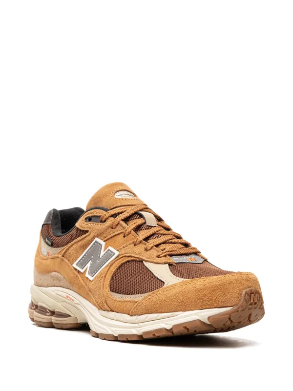 New Balance 2002R スニーカー | ブラウン | FARFETCH JP