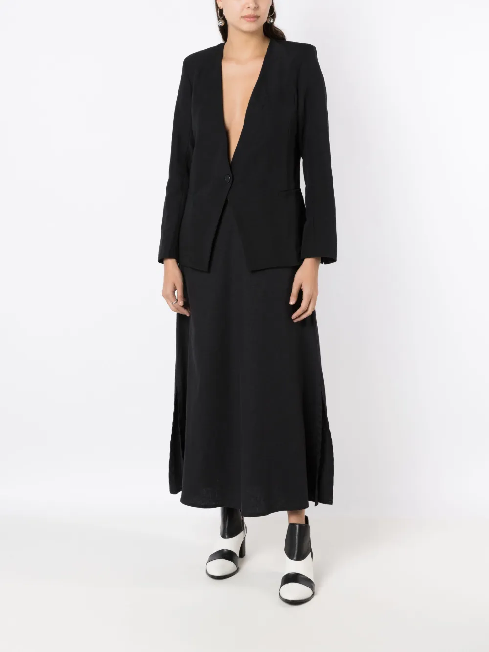 Uma | Raquel Blay no-lapels button-fastening blazer | Blazers | Image 2