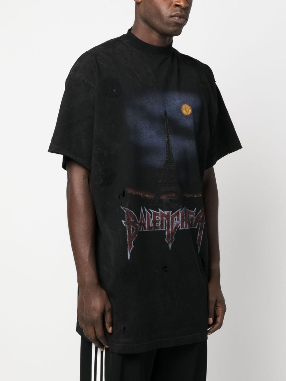 Balenciaga graphic-print Ripped T-shirt - Farfetch