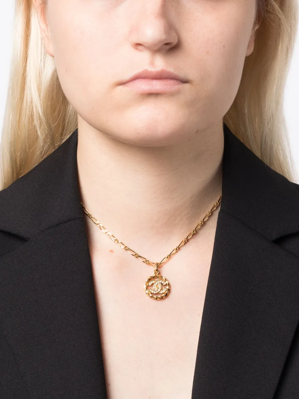 CHANEL Pre-Owned 1982 halsketting met medaillon - Goud
