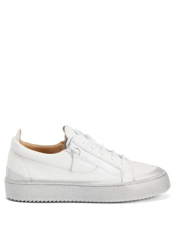 Farfetch giuseppe zanotti store