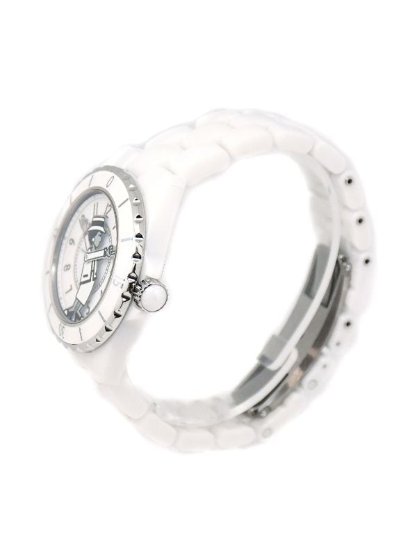 Chanel Pre-owned 2017 Pre-owned J12 38mm - White