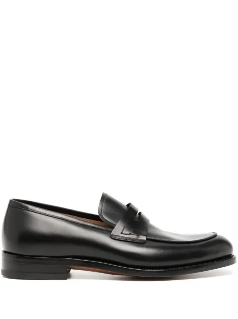 Ferragamo mocasines con puntera de almendra