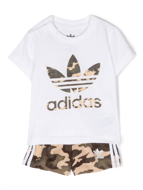 adidas Kids - logo-print camouflage cotton tracksuit