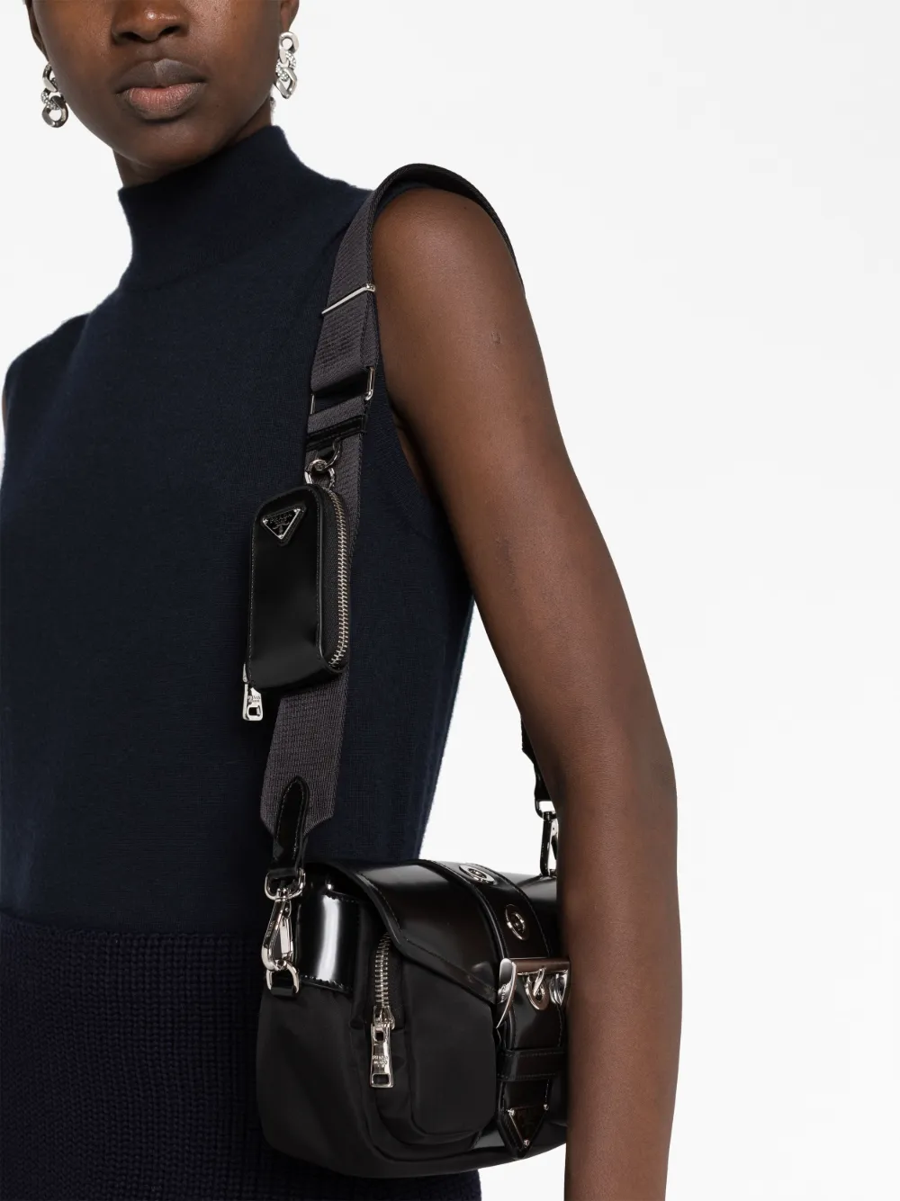 ショルダーバッグ・ポシェット PRADA | Runway small wrinkled Nappa leather shoulder bag Prada Small Pocket Shoulder Bag | Black | FARFETCH