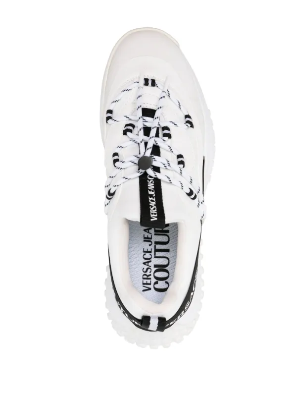 【送料&関税込】Versace Logo-printed Lace-up Sneakers Versace Jeans Couture logo-print lace-up Sneakers | White