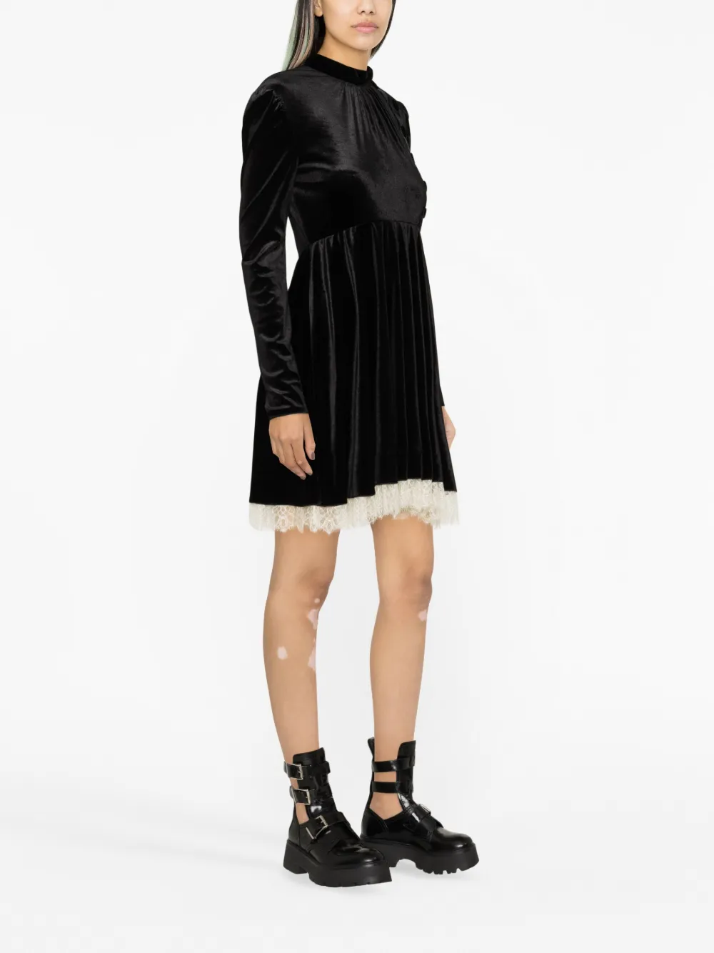 Shop Philosophy Di Lorenzo Serafini Pleated Velvet Dress In Schwarz