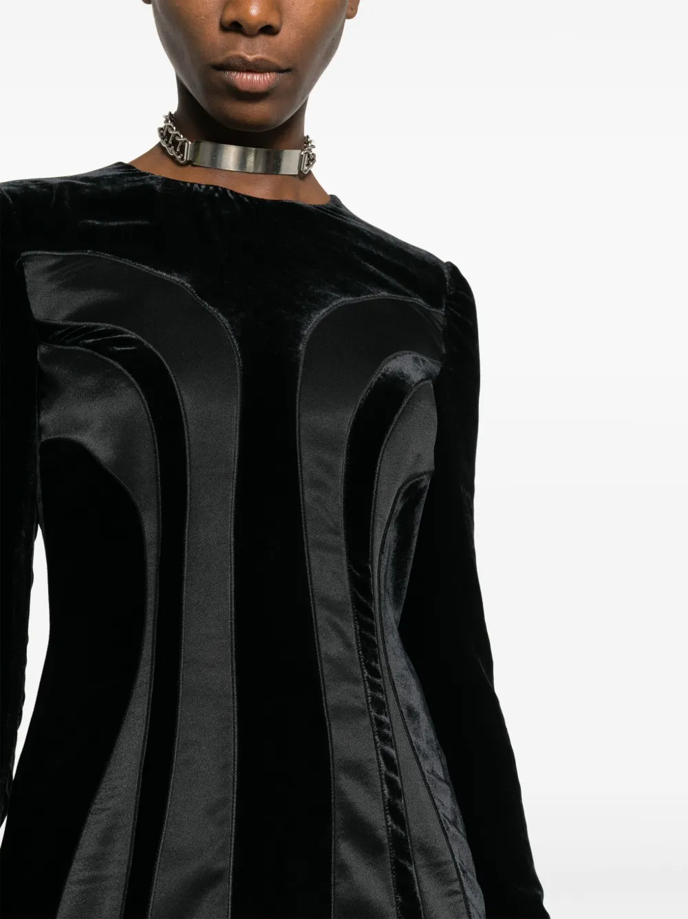 Alberta Ferretti Mini-jurk met lange mouwen en vlakken Zwart