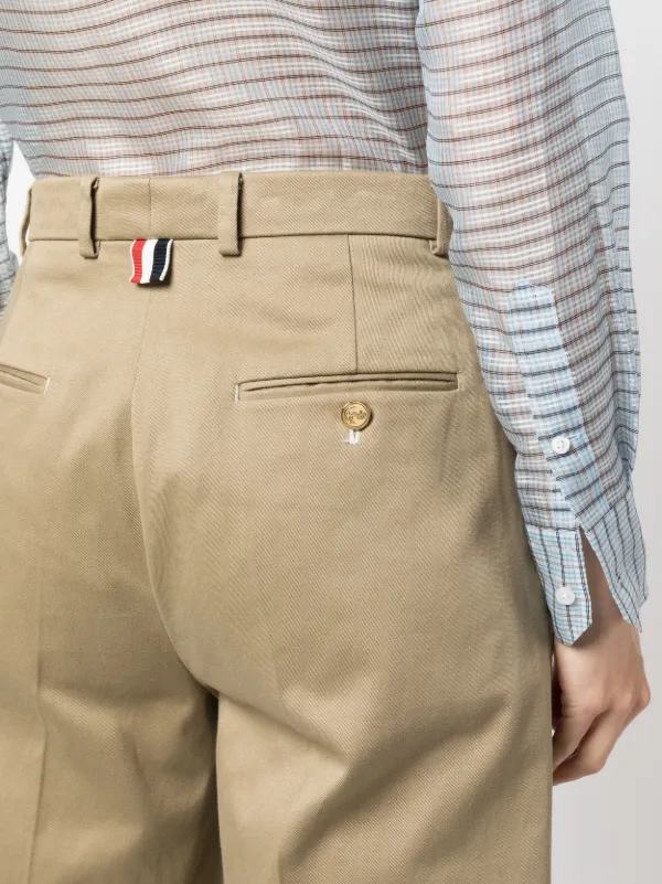 国内発 THOM BROWNE ホワイトコットンプリーツクロップドパンツ Thom Browne プリーツ クロップドパンツ | ホワイト | FARFETCH JP
