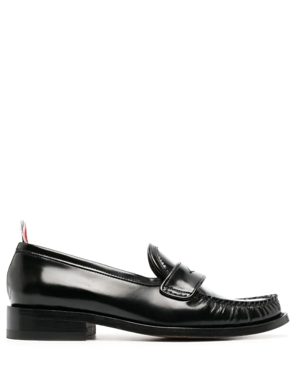 THOM BROWNE. TASSEL LOAFER CALF LEATHER