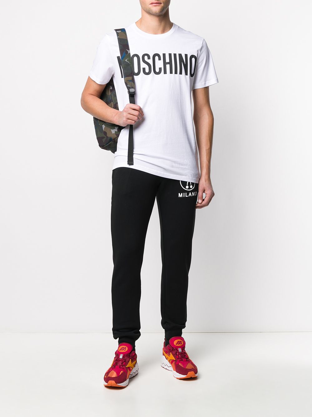 Image 2 of Moschino logo-print cotton T-shirt