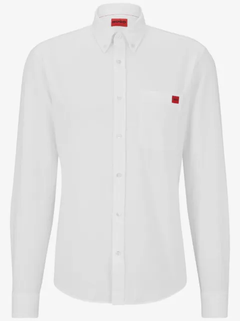 HUGO camisa con aplique del logo