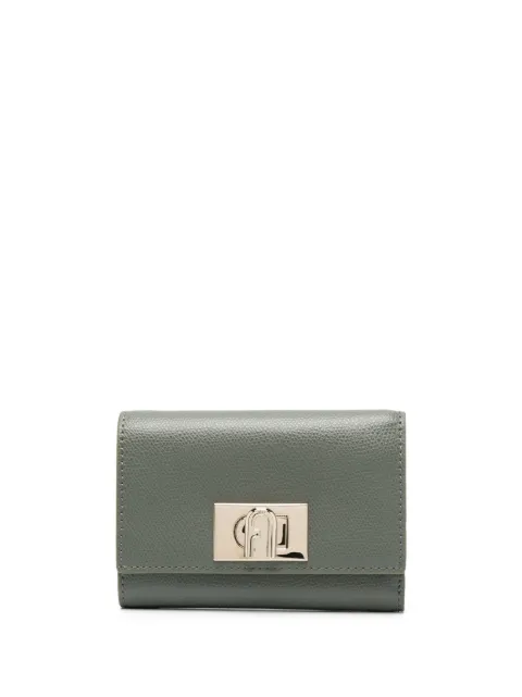 Furla cartera con placa del logo