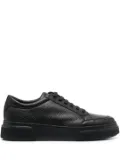 Giorgio Armani Herren pebbled leather sneakers - Black