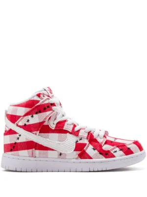 Nike SB Dunk Low Pro “Strangelove” スニーカー | ピンク | FARFETCH JP