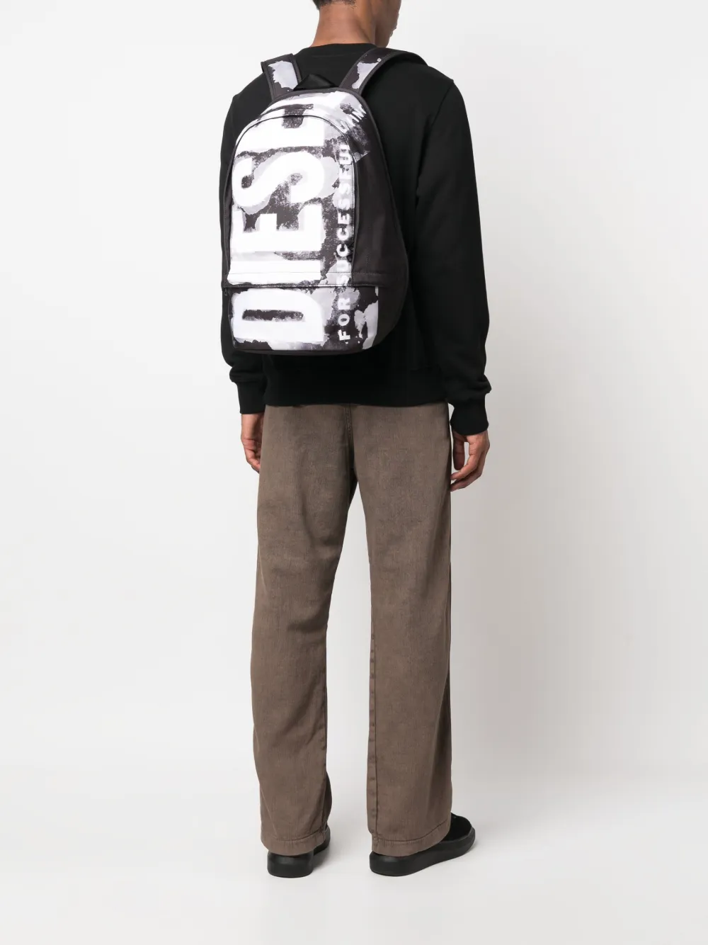 Diesel Rave logo-print zip-up backpack - Zwart