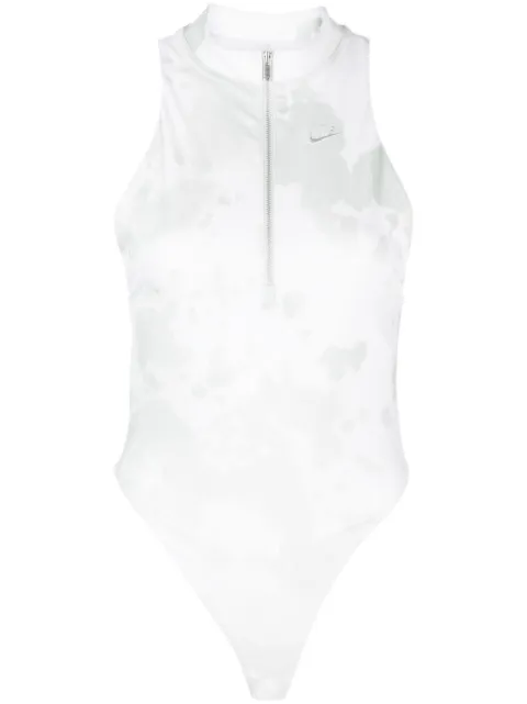 Nike Tanktop mit Batikmuster