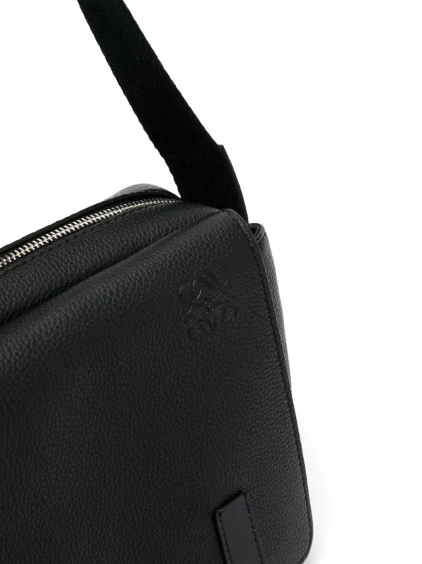 LOEWE メッセンジャーバッグ | ブラック | FARFETCH JP
