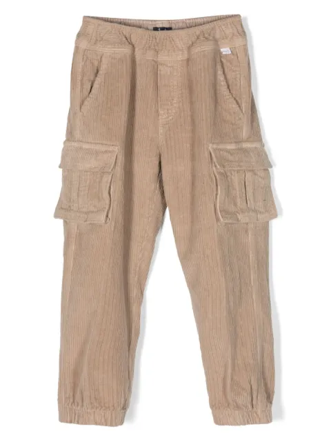 Il Gufo Cordhose mit aufgesetzten Taschen