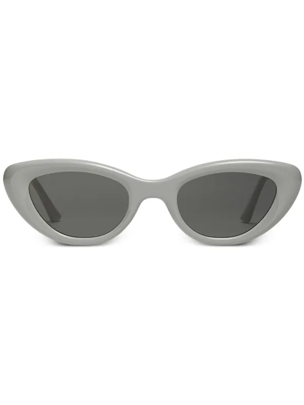 GENTLE MONSTER グレー キャットアイ サングラス GENTLE MONSTER グレー キャットアイ サングラス サングラス