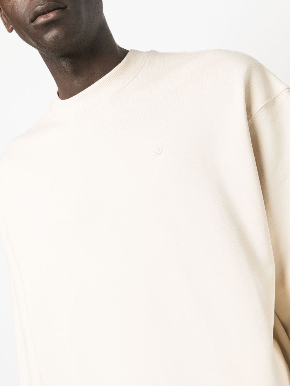 Shop Axel Arigato Embroidered-logo Long-sleeve Sweatshirt In Neutrals