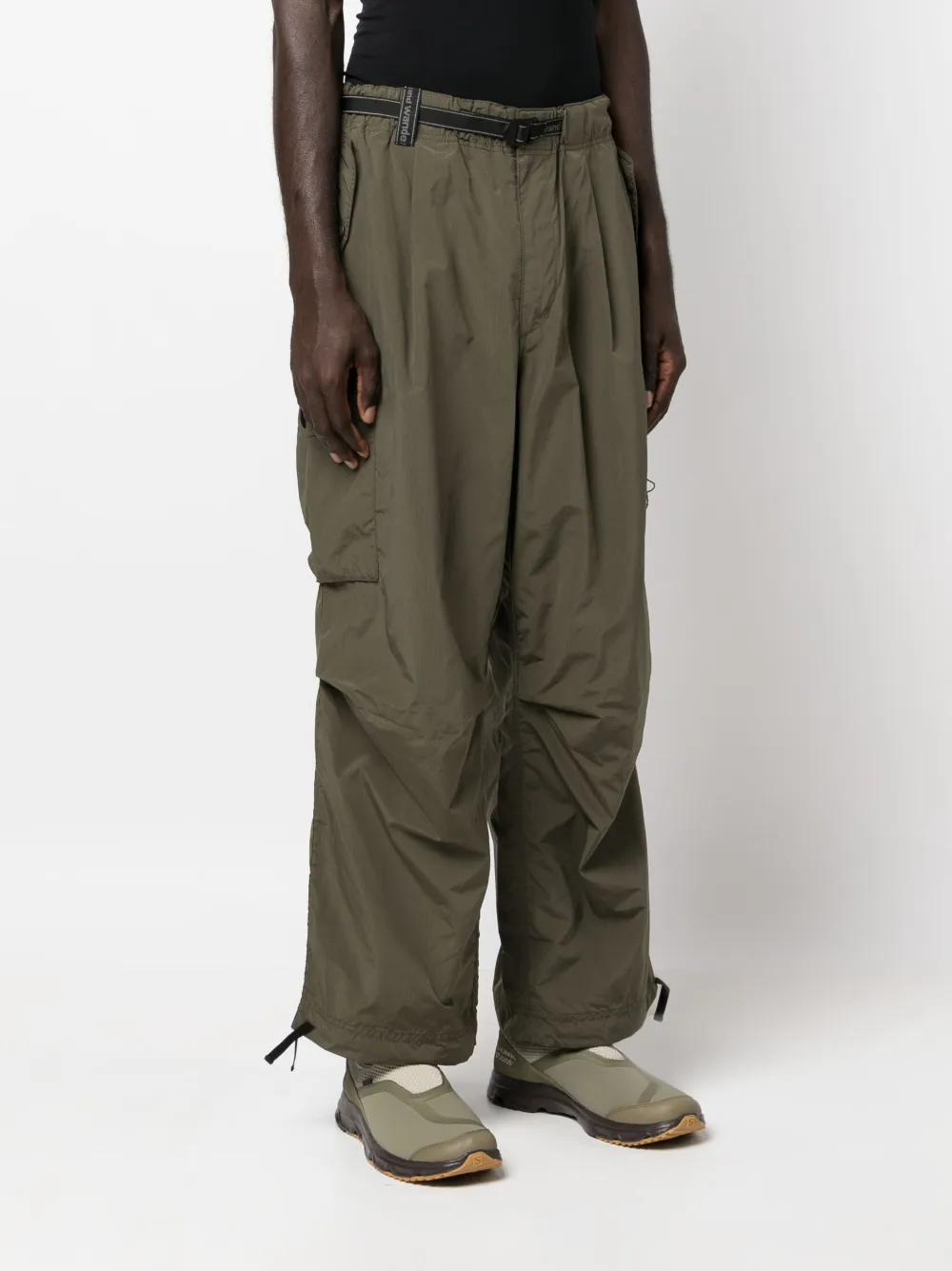 oversized cargo pants andwander-