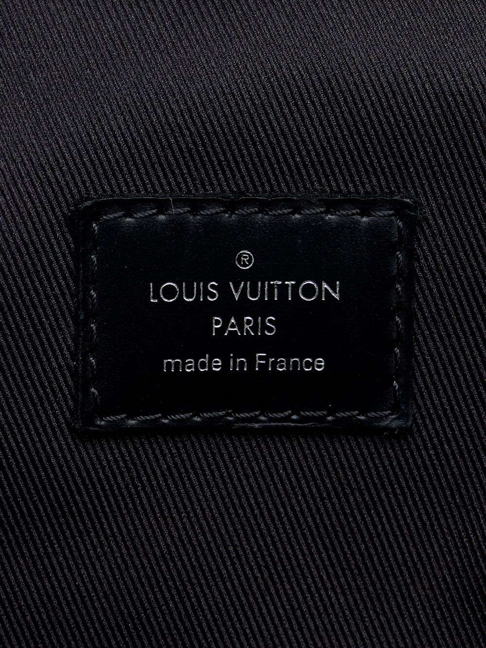 Louis Vuitton 2018 Pre-owned Avenue Sling Bag - Black