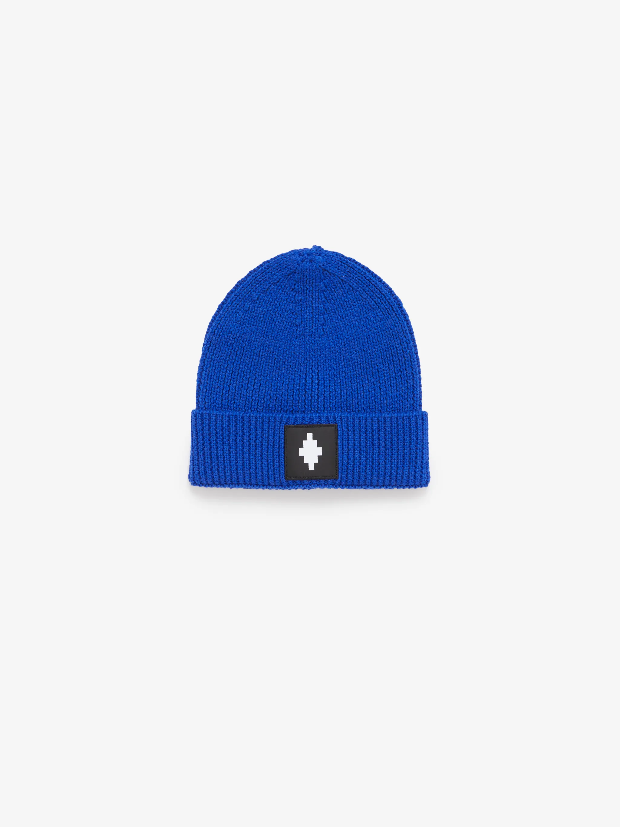 logo-patch knitted beanie from Marcelo Burlon Kids featuring cobalt blue, wool, knitted construction, logo patch to the front and slip-on style.