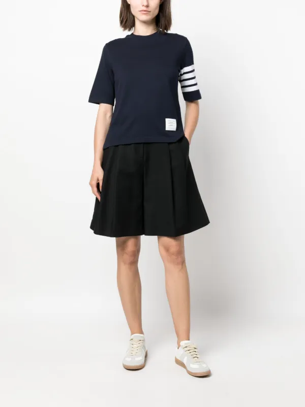 THOM BROWNE 映えるロゴ入り☆ 4BAR Tシャツ Thom Browne Logo Patch Short Sleeve Sweatshirt Navy Women's