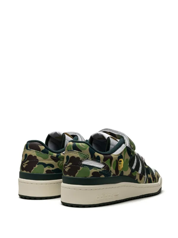 撮影の為一度開封いたしましたBAPE × adidas Forum 84 Low