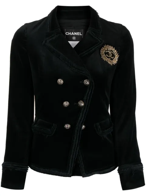 CHANEL Pre-Owned 2010 logo patch double-breasted velvet jacket