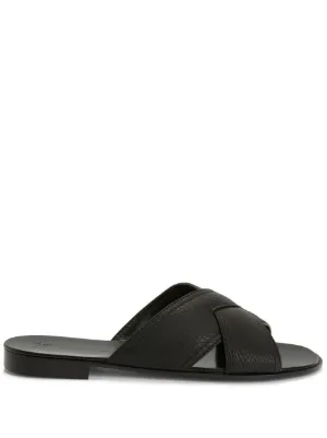 本日のみ　ジルサンダー ブラック クロスストラップ サンダル Jil Sander クロスストラップ サンダル | ブラック | FARFETCH JP
