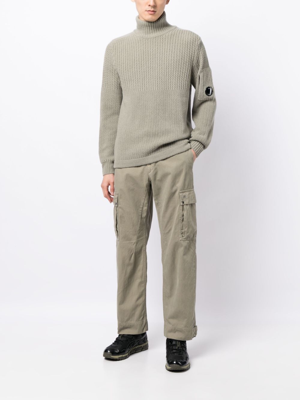 C.P. Company logo-patch cargo trousers - Groen