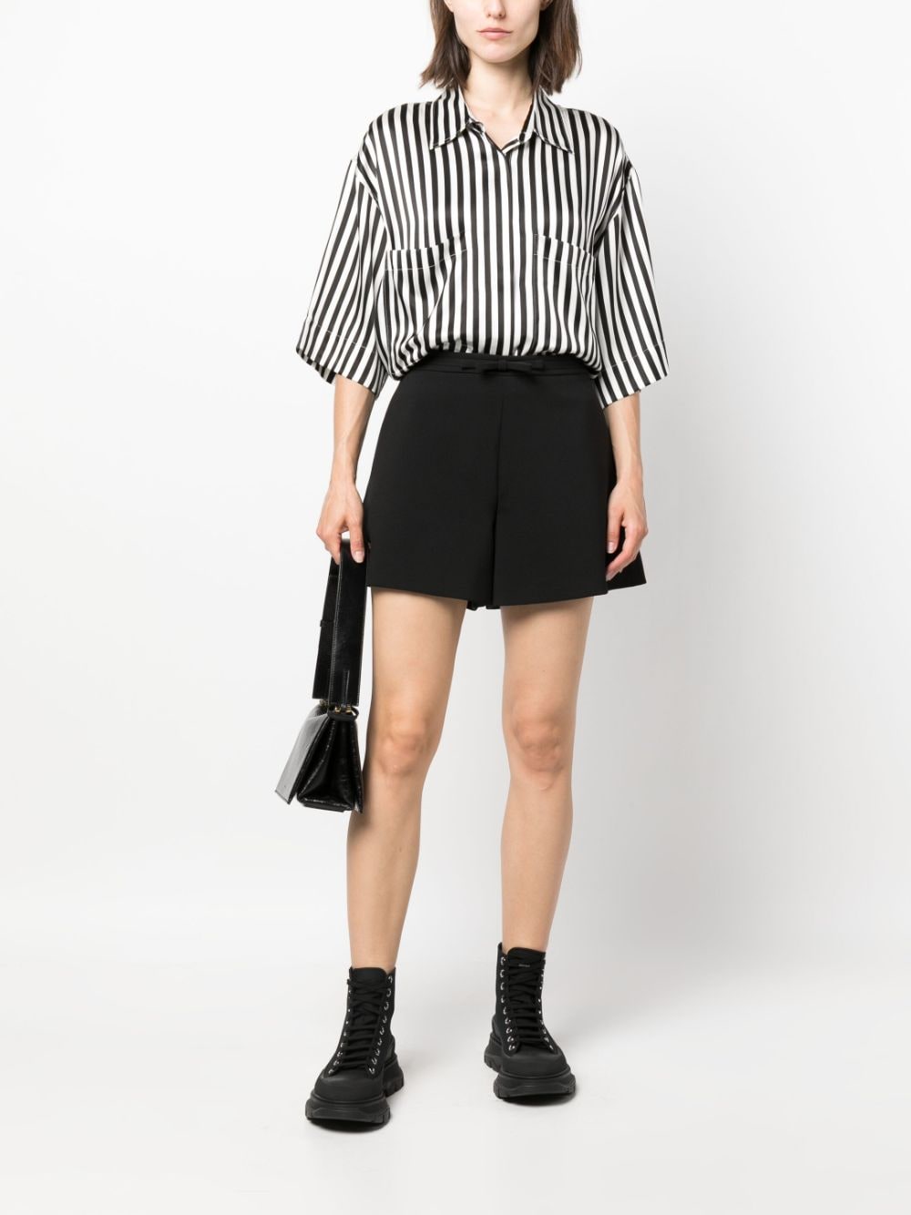 RED Valentino bow-detail wide-leg shorts - Zwart