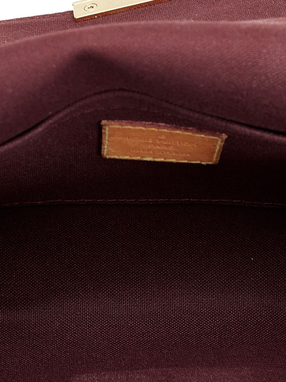 Louis Vuitton Monogram Favorite MM 2way Crossbody Flap Bag Leather