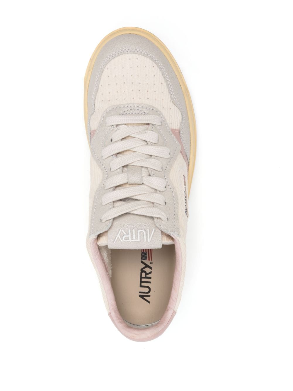 Medalist low-top sneakers