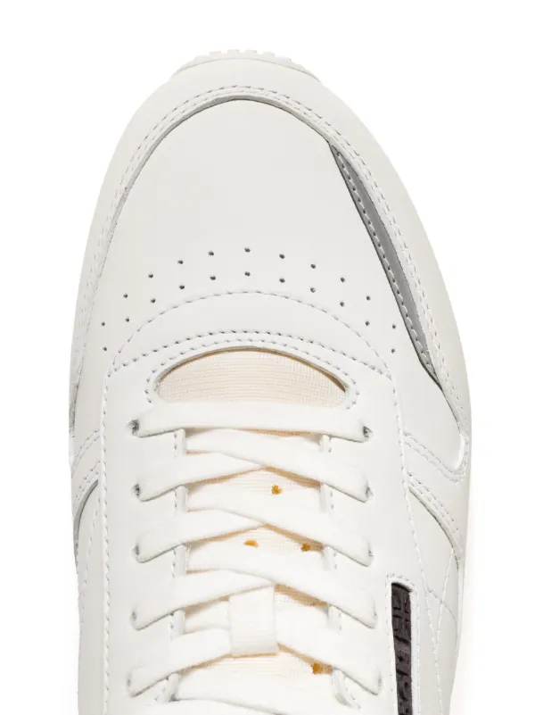 【関税込み】Reebok Classics ホワイト Classic スニーカー クラシックレザー / Classic Leather Shoes（フットウェア