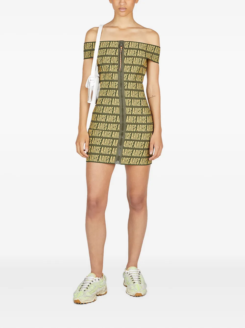 Aries logo-print off-shoulder mini dress Groen