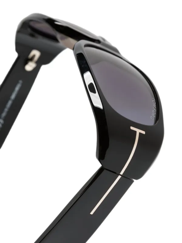 TOM FORD スクエアサングラス ブラック TOM FORD Eyewear スクエアフレーム サングラス | ブラック