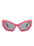 Versace Eyewear tinted cat-eye sunglasses - Pink